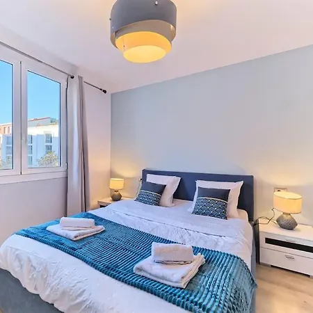 Apartment Superbe Grand 3 Pieces De 65 M2 -cosy -3 Mn Gare Riquier Nice